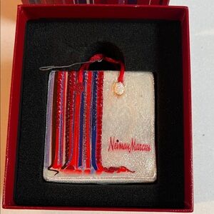 Neiman Marcus 2004 XMAS Christmas Glass Rhinestone Ornament Shopping Gift Bag ⭐️